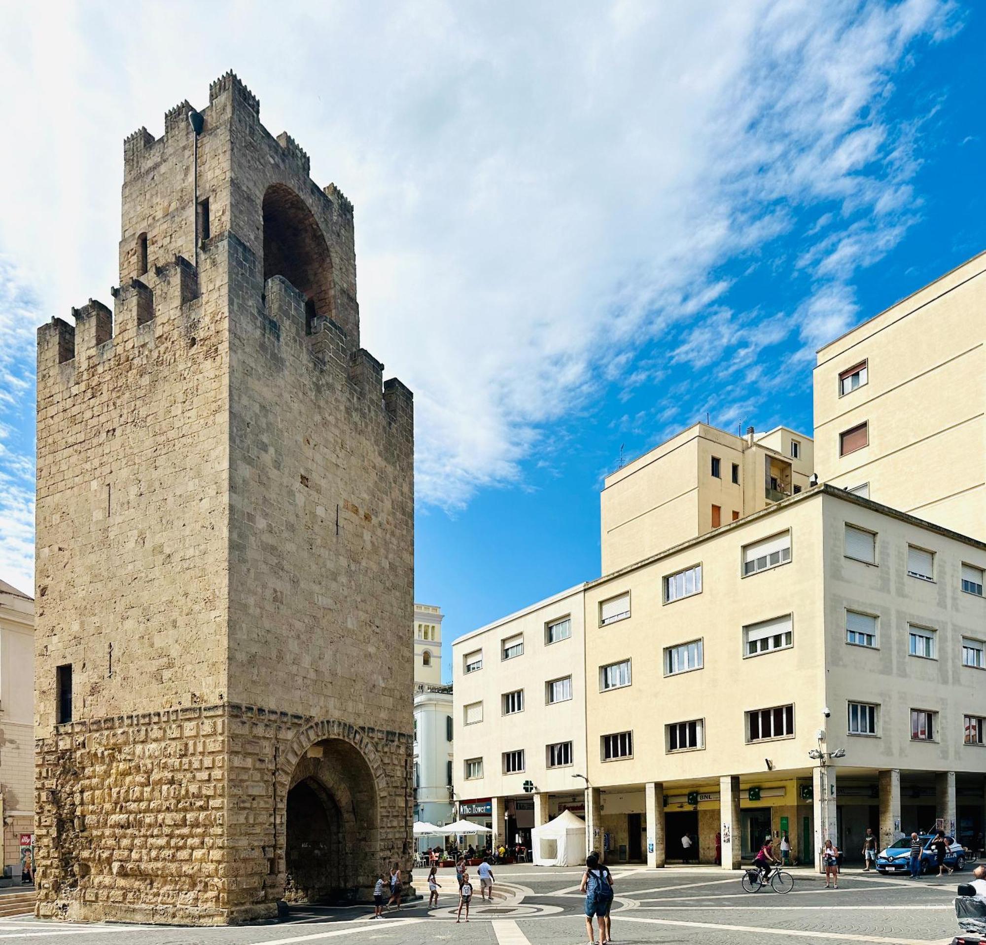 Hotel Mamas Oristano Exterior foto